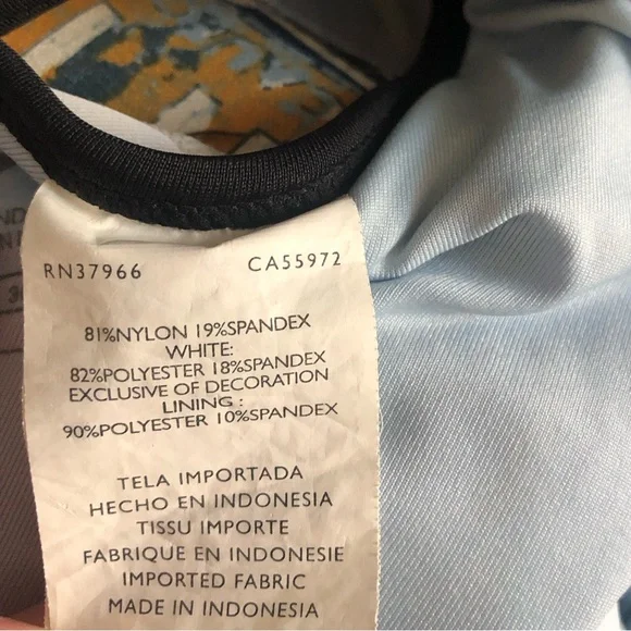 Nike One Piece Color Block Logo Swimsuit - Picture 9 of 9